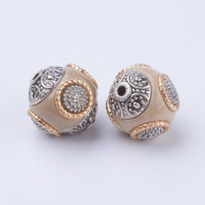Indonesisk Pärla Beige med strass 15mm