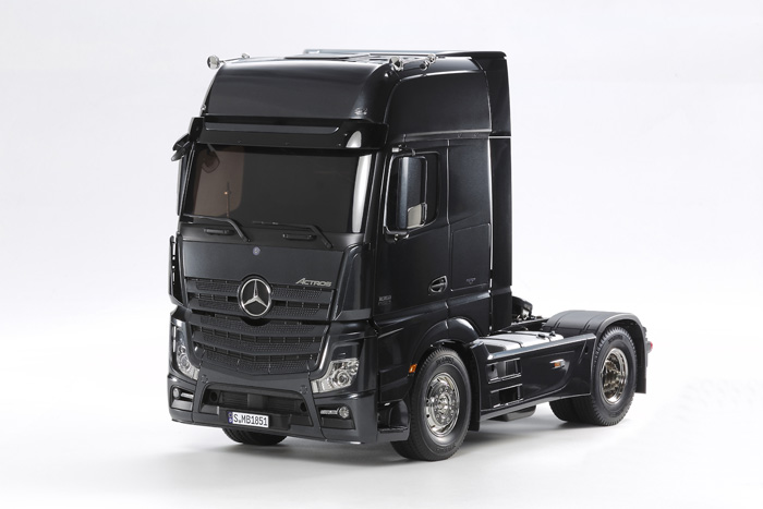Tamiya 56342 1/14 Mercedes Benz Actros (svart)