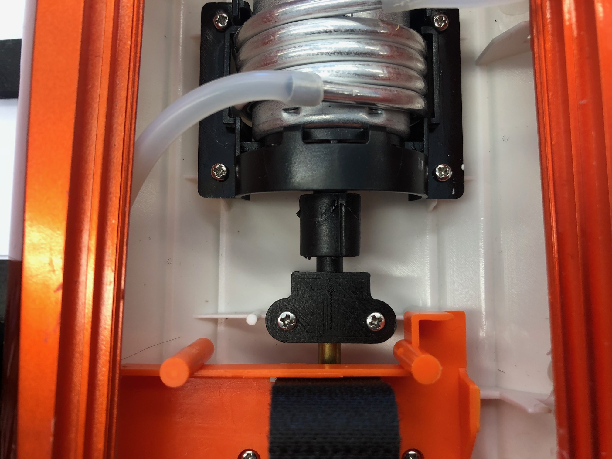 Feilun FT009 Hold down part for outer shaft (3D printed strong version)
