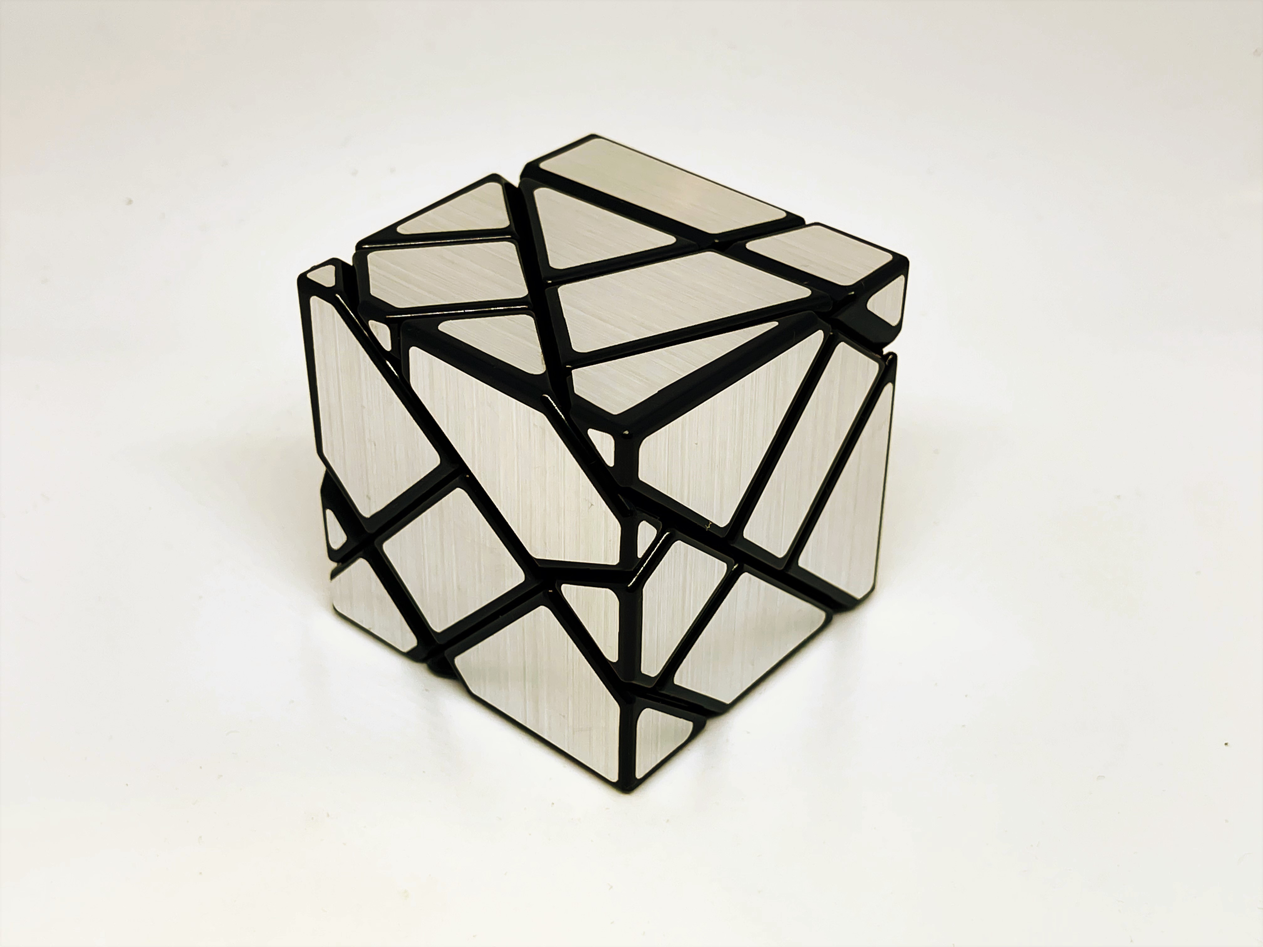 Vs cube. Ghost Cube 3x3. Ghost Cube 7x7. Ghost Cube 3x3 разобранный. Fangcun Ghost 3x3x3 Mirror Blocks.