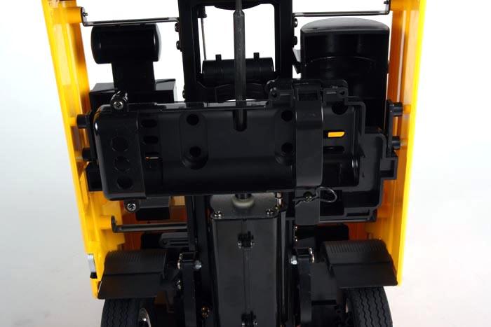 Tamiya 56312 Volvo FH12 Globetrotter 420 - 8