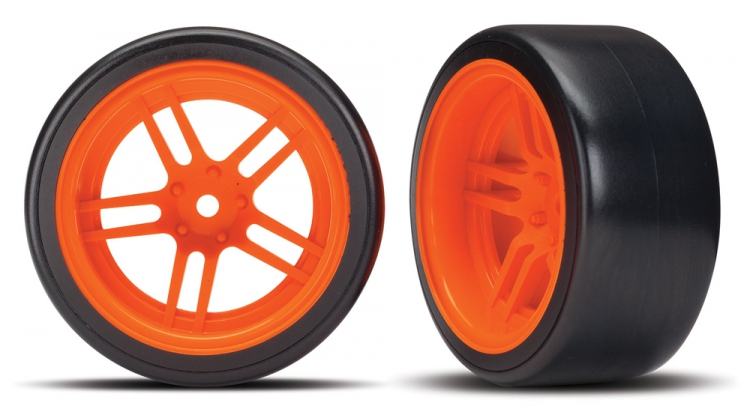 Traxxas 8377A  Tires & Wheels Drift 1.9" on Orange Split-spoke Rear (2)