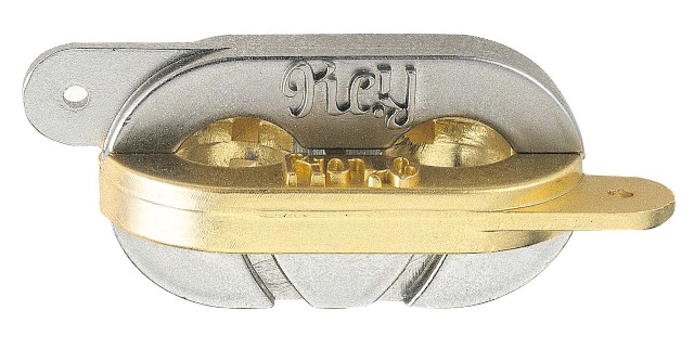 Cast Puzzle Cast Keyring level 2 - hanayama