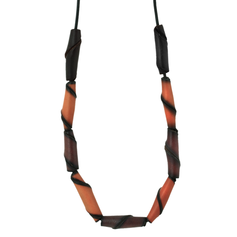 Leather necklace with rost pearls - 2