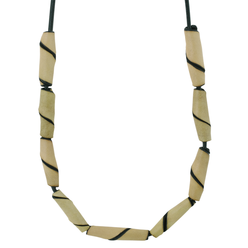 Leather necklace with light green pearls - 2