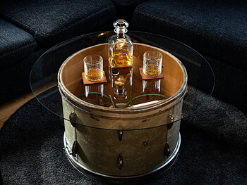Coasters in leather sqaure cognac