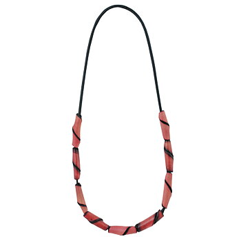 Leather necklace with pink mix pearls