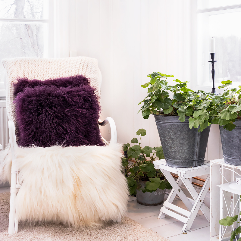 Purple lambskin pillow - 2