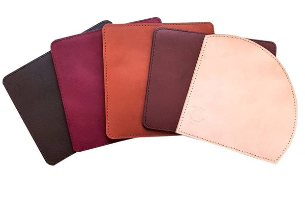 Mouse pads in leather