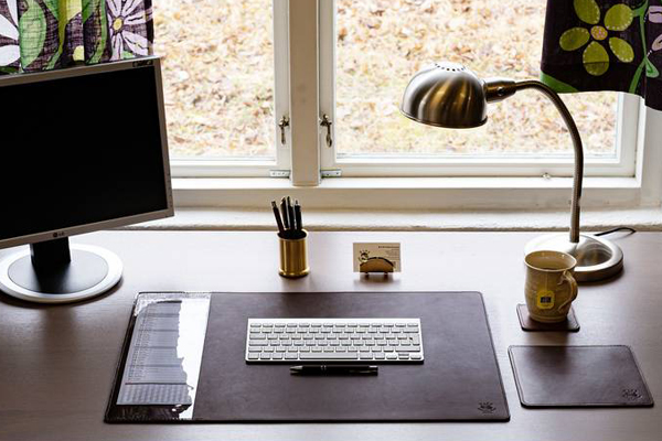 Desk pad in leather Ambassador