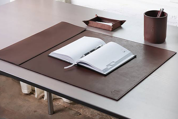 Deskpads in model President