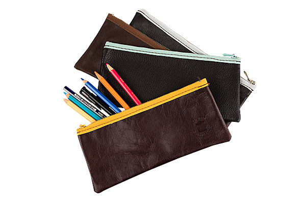 Pencil case in genuine leather