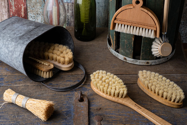 Hand tied brush