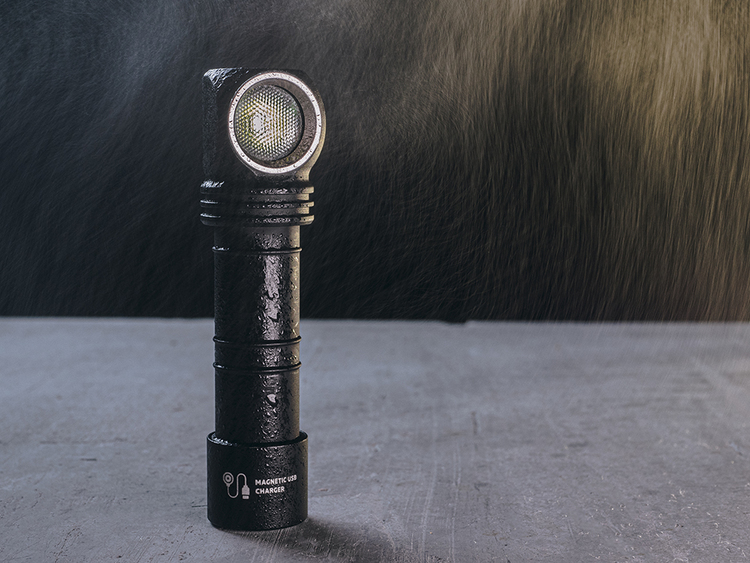 Armytek Wizard C2 Pro Magnet USB laddning 2500 Lumen - 9