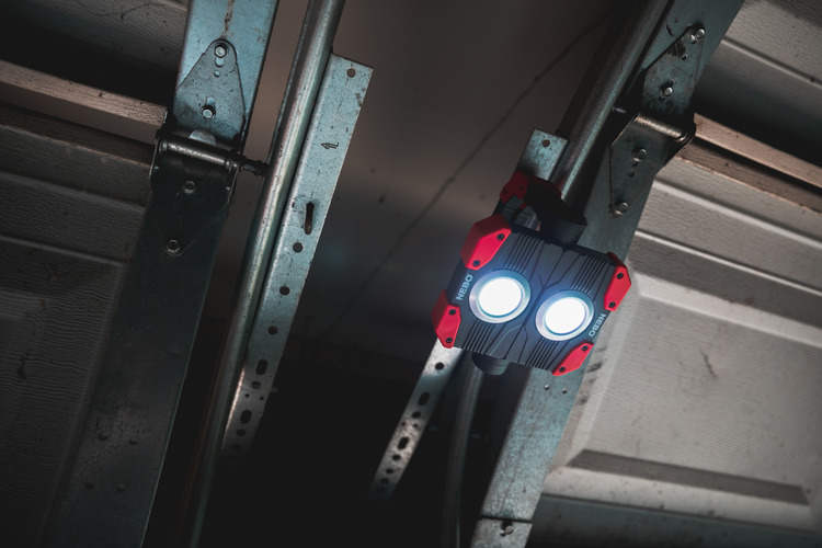 NEBO OMNI 2K 2000 Lumen - 6