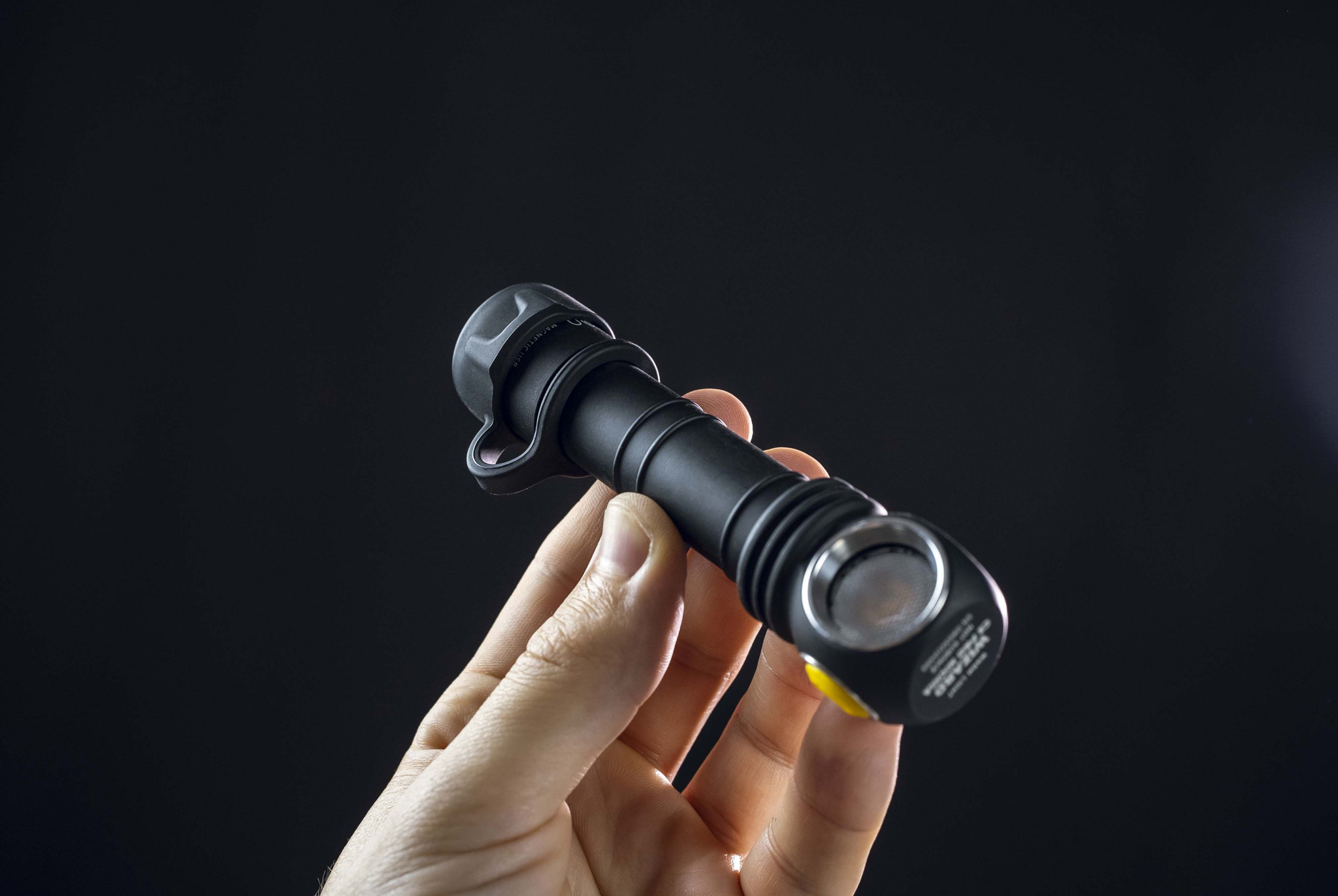 Armytek Tailcap Gummerad - 3