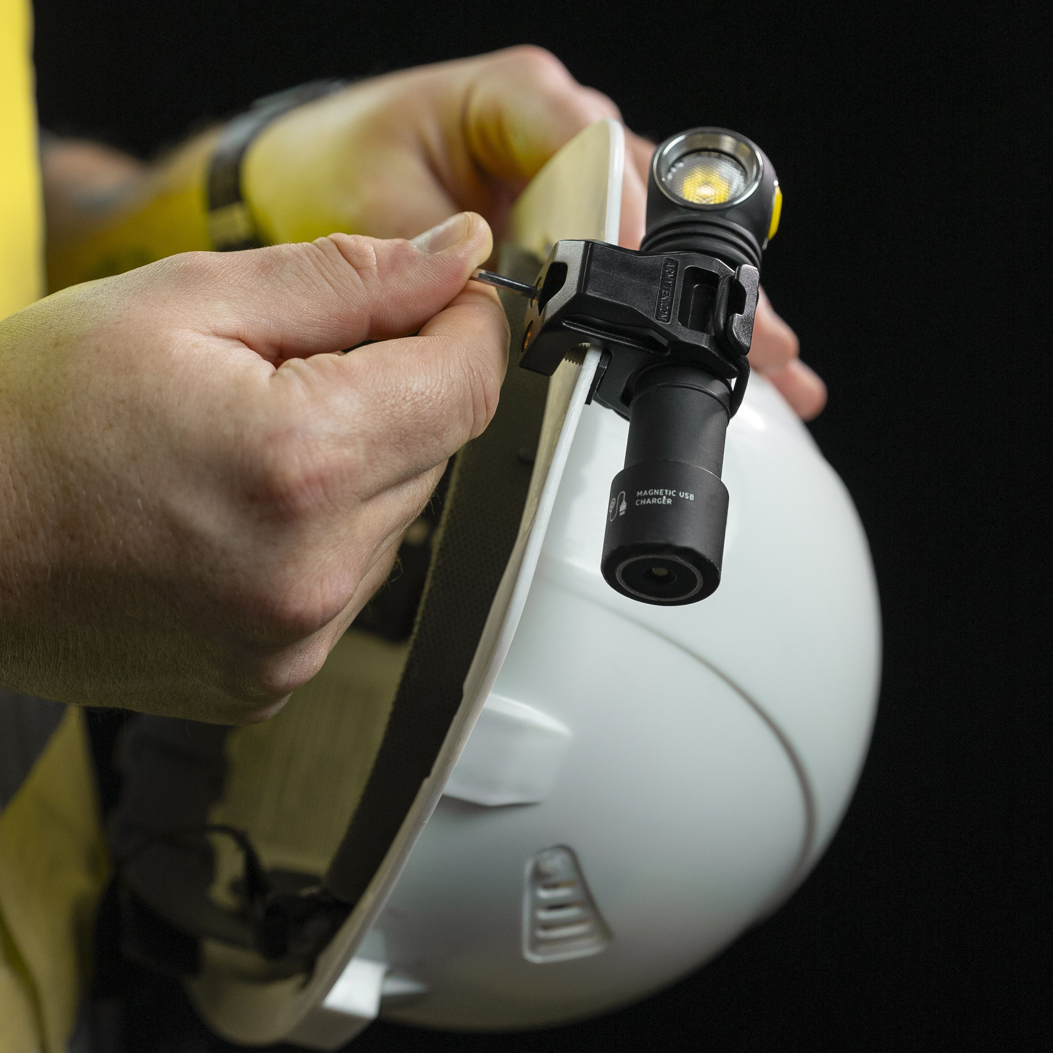 Armytek Hjälmfäste - 3