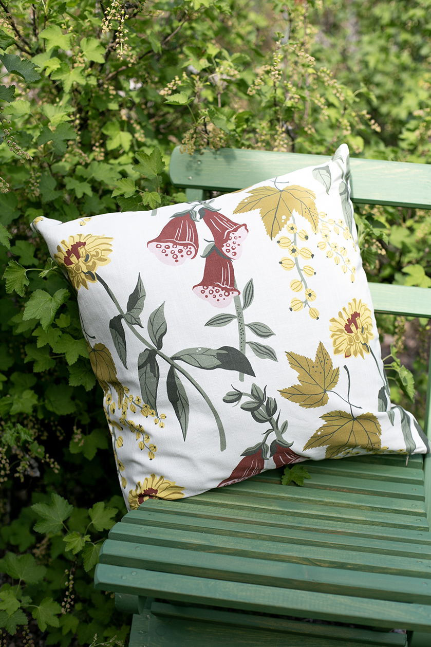 Kuddfodral Hildas trädgård 50x50 cm