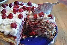 Pannkakstårta blåbär och hallon