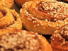 BAKNING