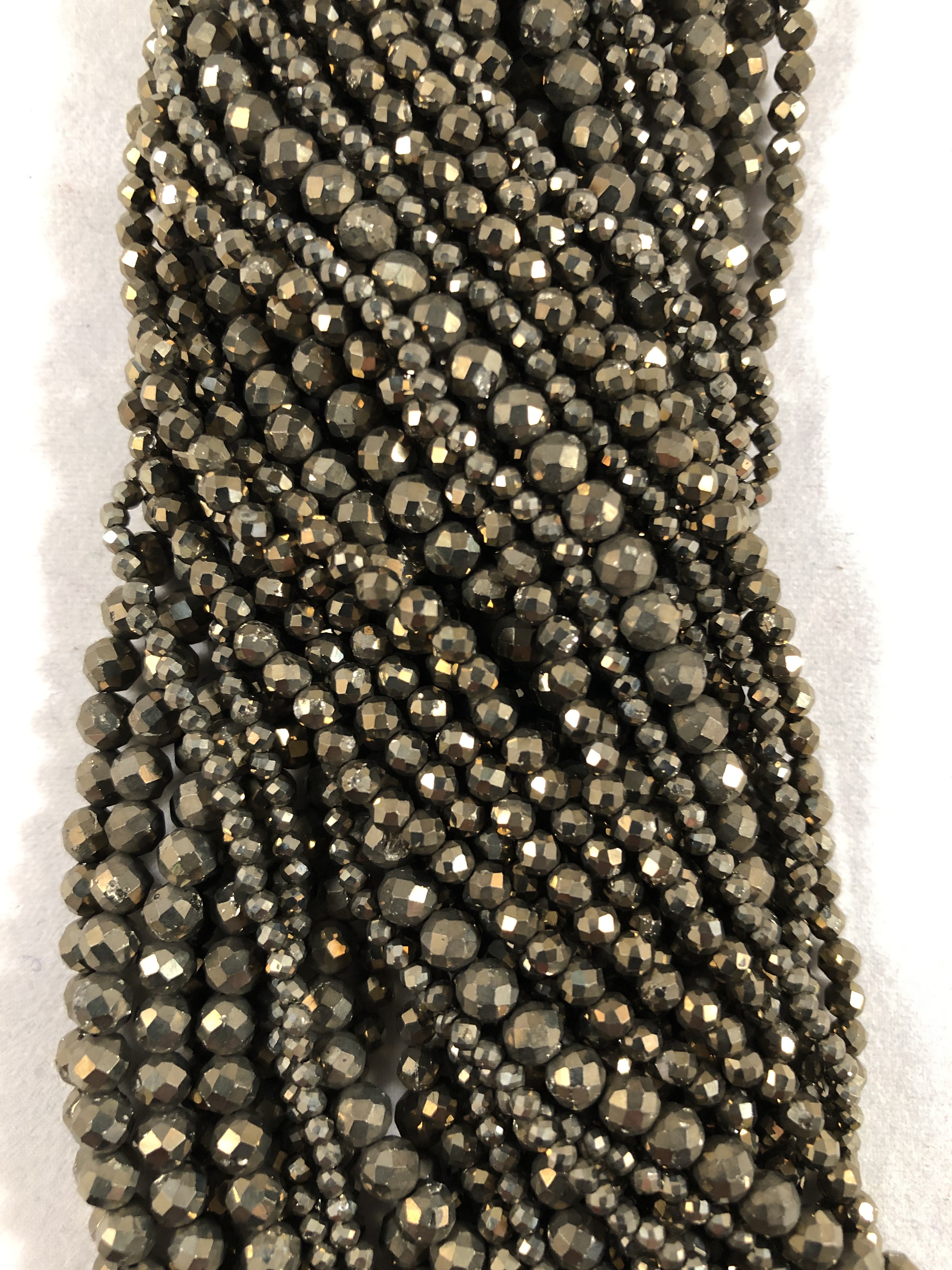 Pyrit Fasetterad Kula 2 - 4 mm
