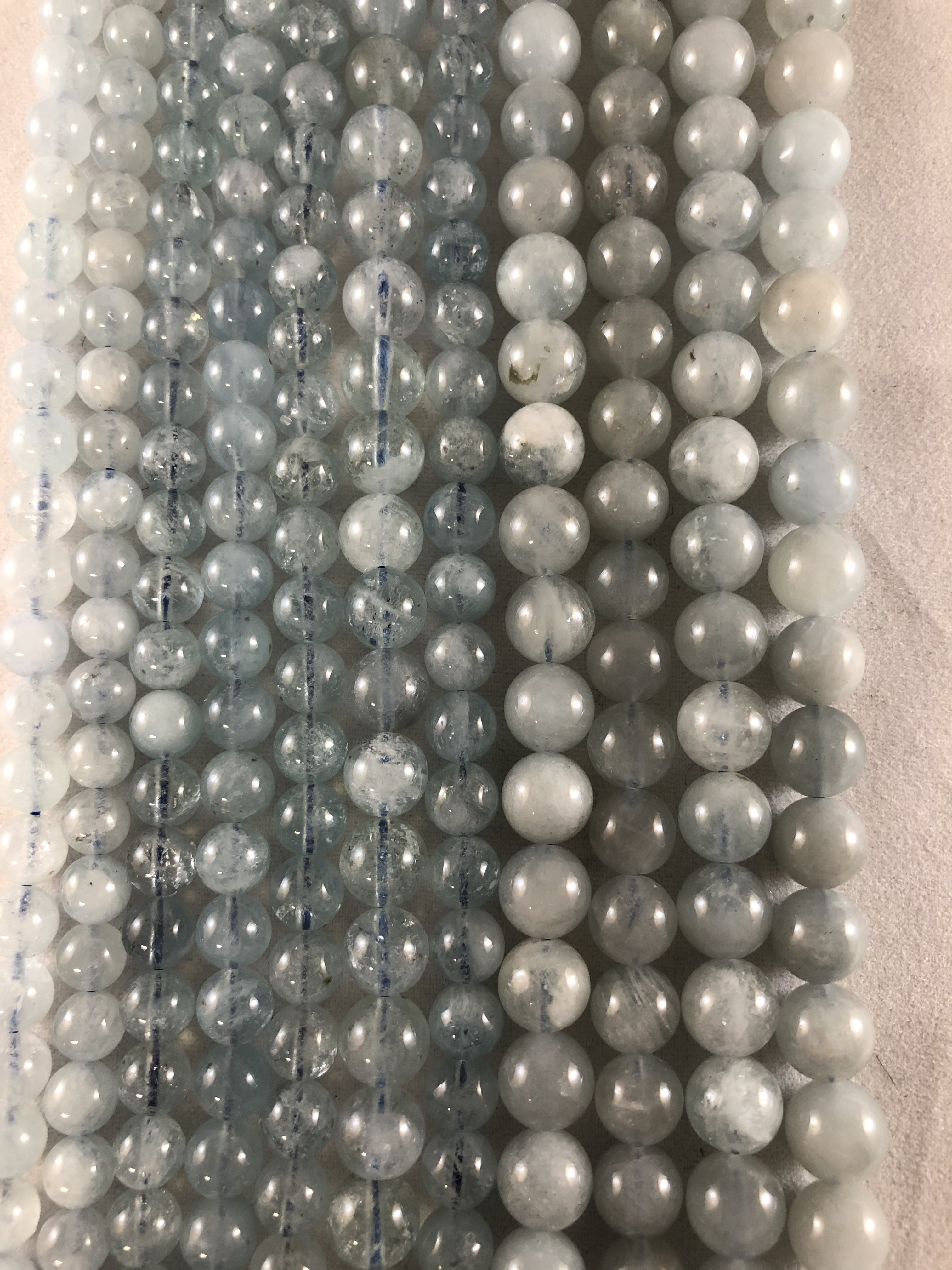 Akvamarin kula 6 - 8 mm