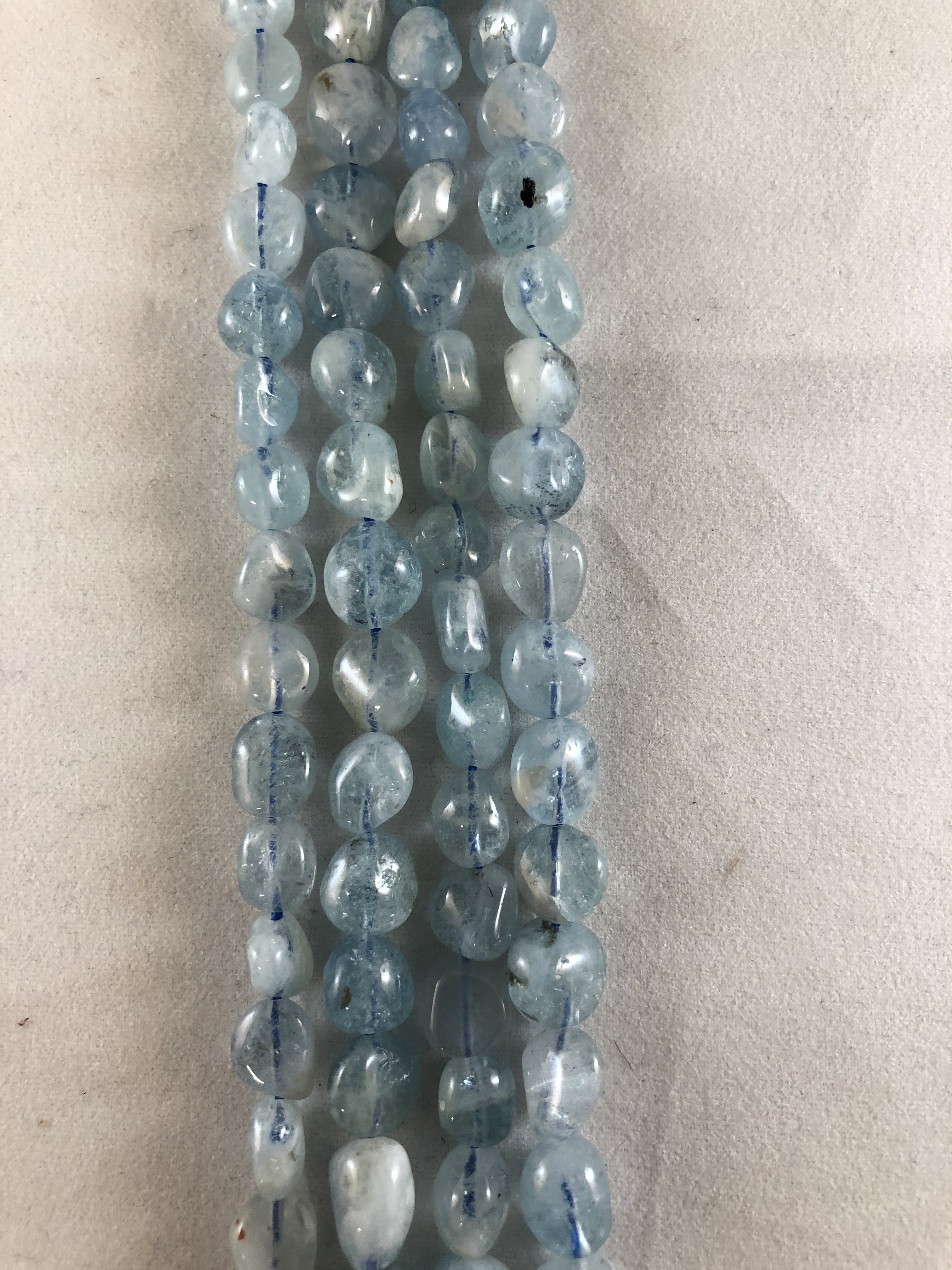 Akvamarin nugget 8-9 mm