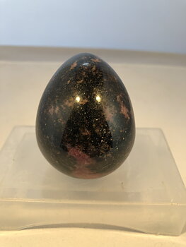 Rodonit Ägg