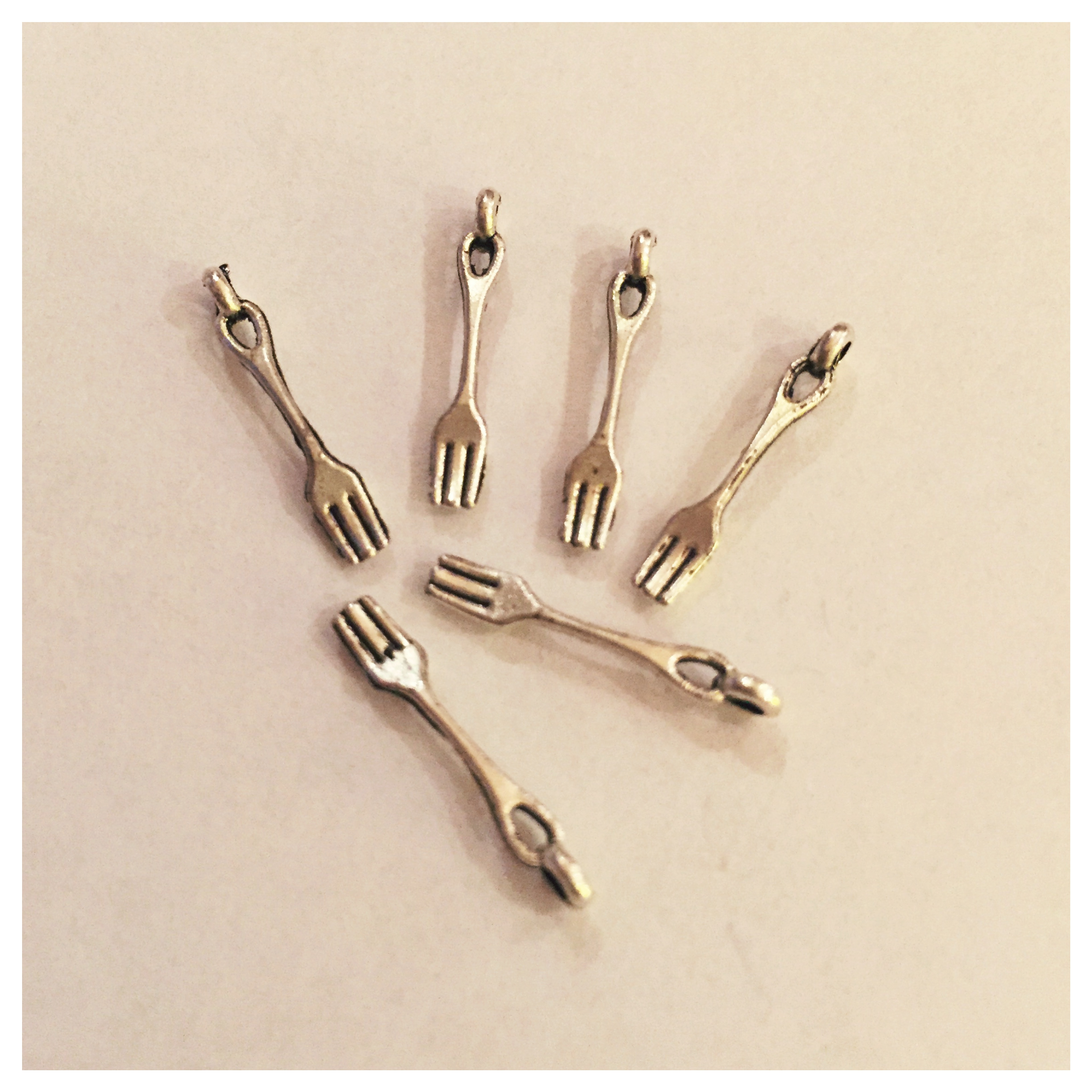 Gafflar, silverton, 6st, 1,5cm x 0,3cm