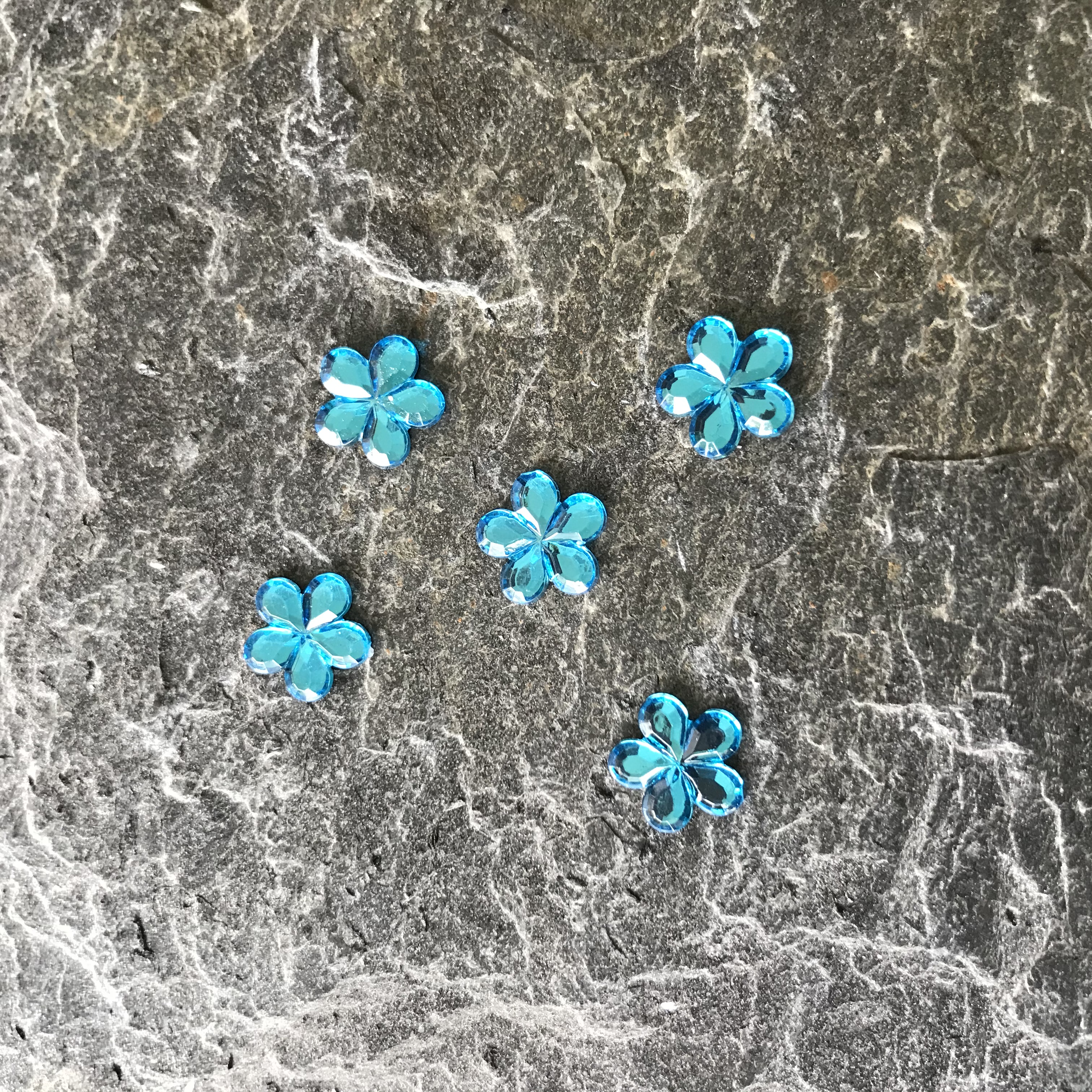 Blå, Rhinestones, 1cm.  20st. 