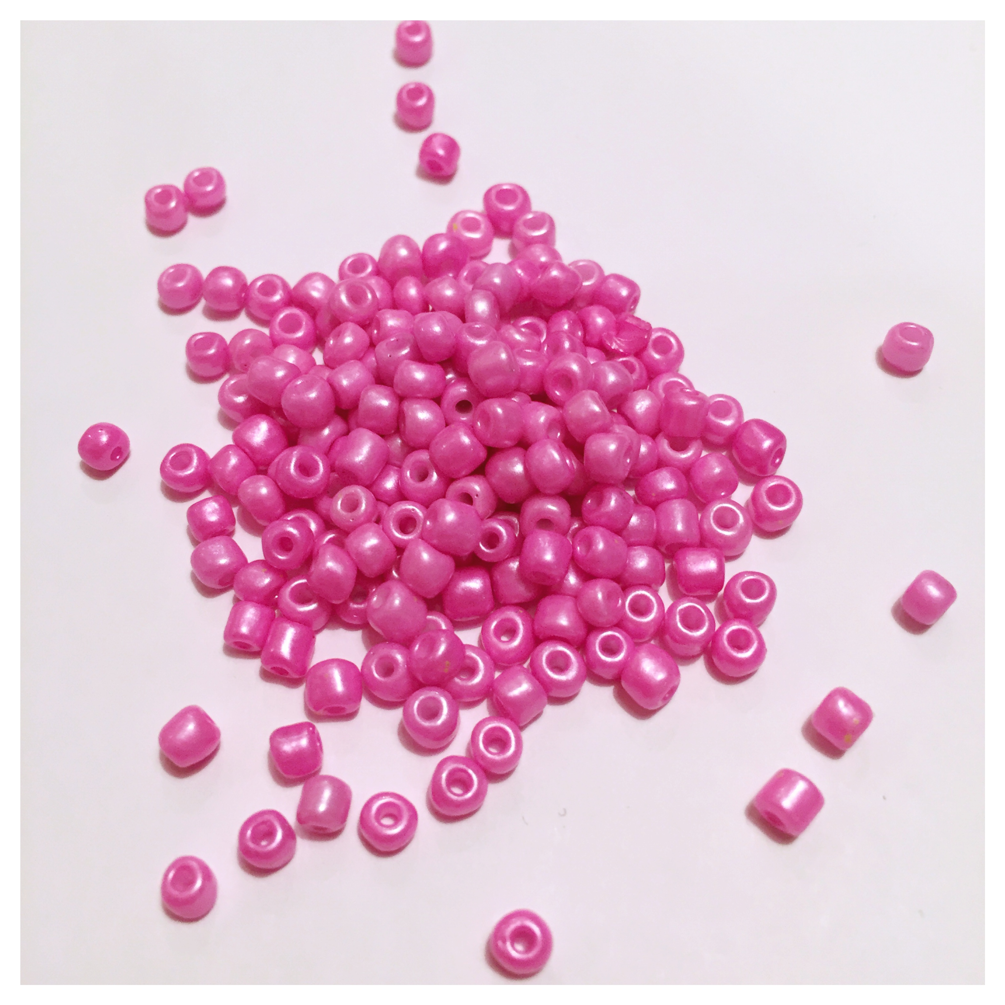 Rosa - Mörkmetallic, rocaillepärlor, 4mm, ca 300st/22g