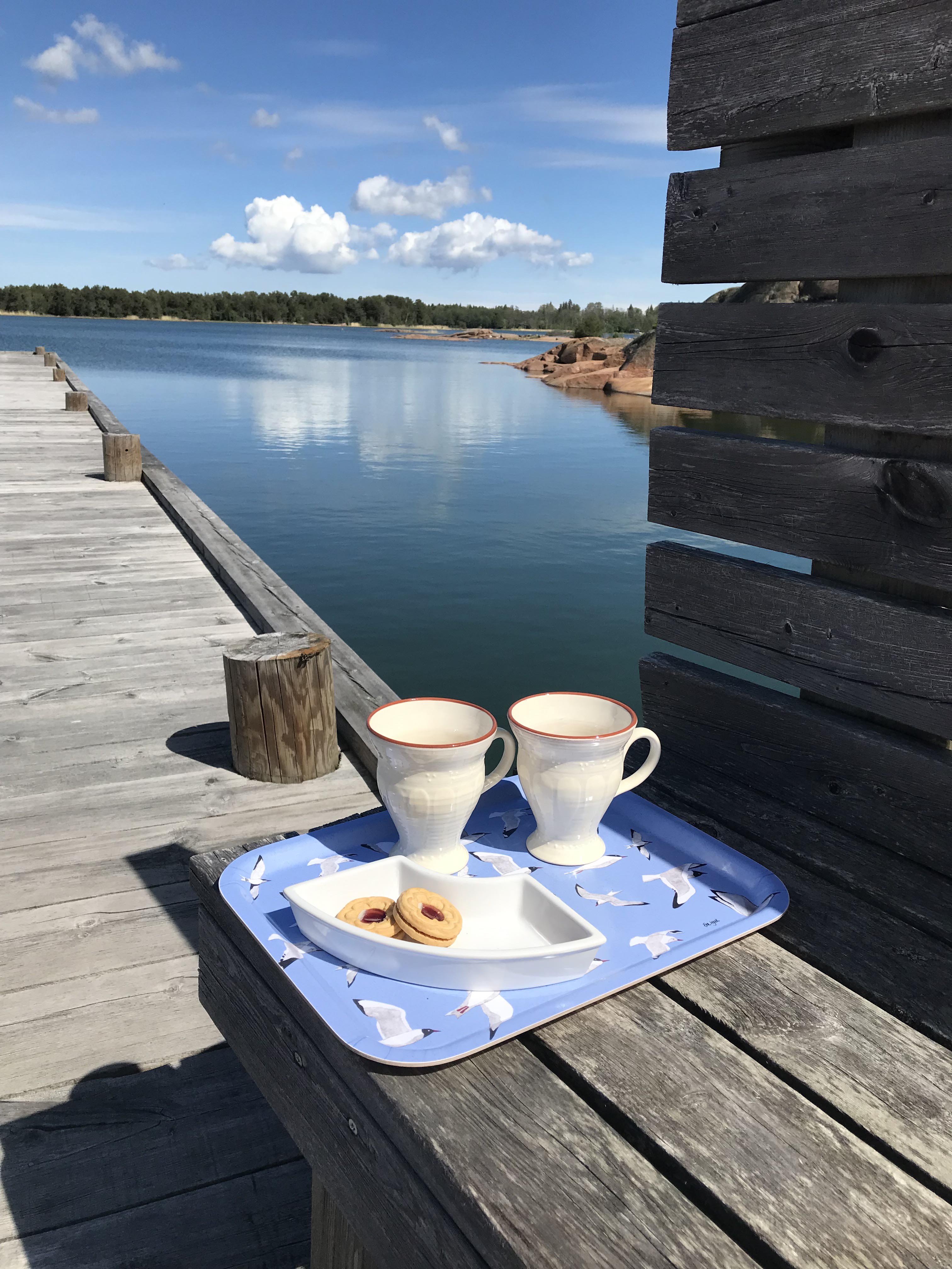 Fika med måsbricka  