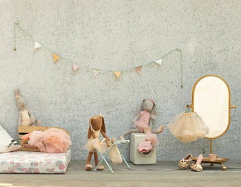 Bunny strl 3, Ballet suit and skirt cream