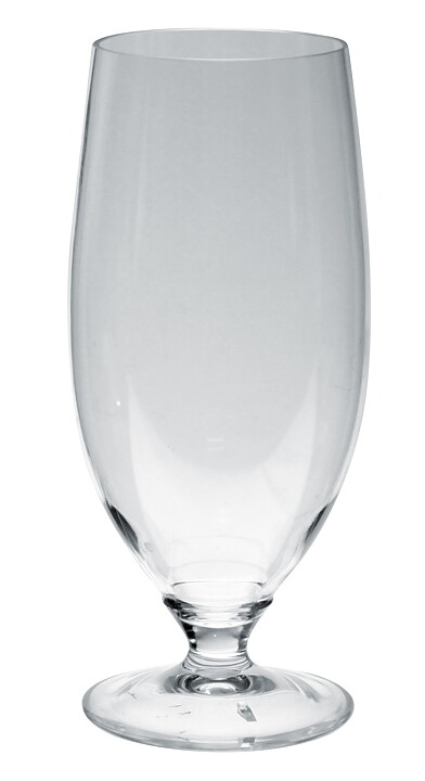 Ölglas Tritan 58 cl  på fot