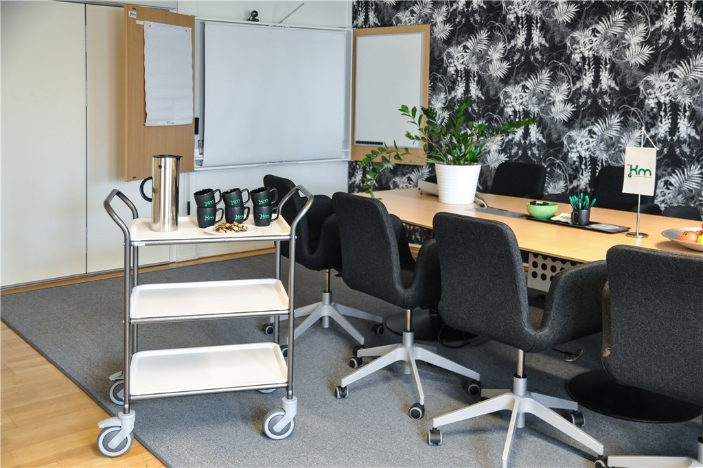 Serveringsvagn med brickor - 4