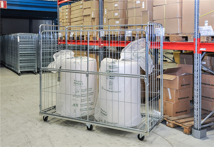 Rullcontainer, 4 sidor, bredd 200 cm