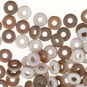 O Beads 3,8mm- Chalk White Celsian Matte
