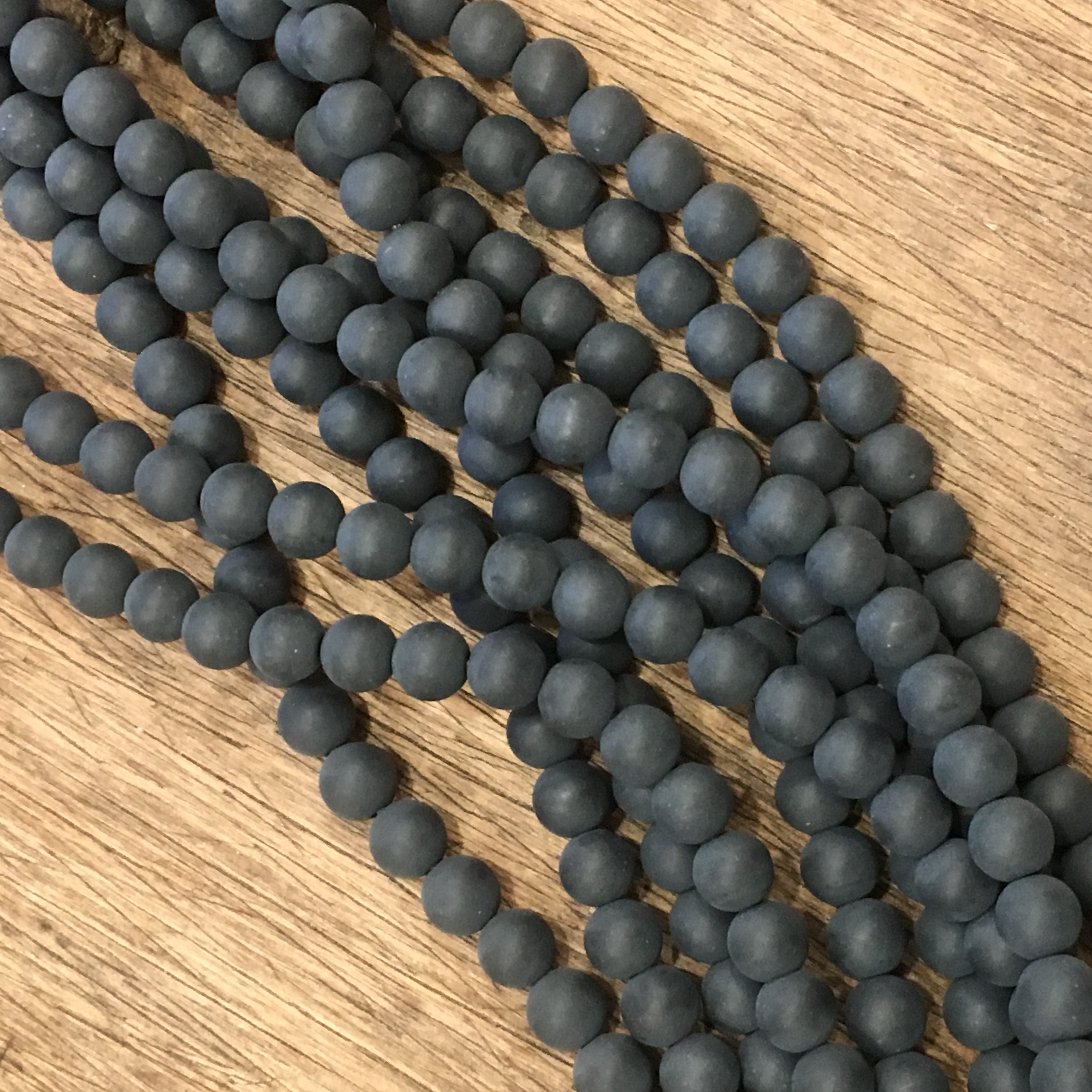 Agat, Matt svart, 4mm - 2