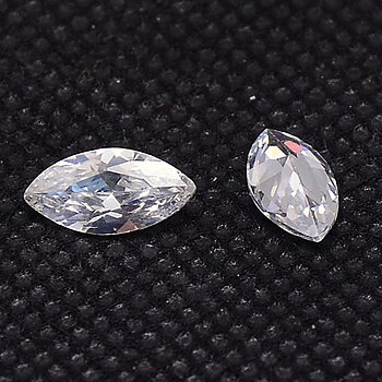 Kubic Zirkon, crystal, 4x2mm