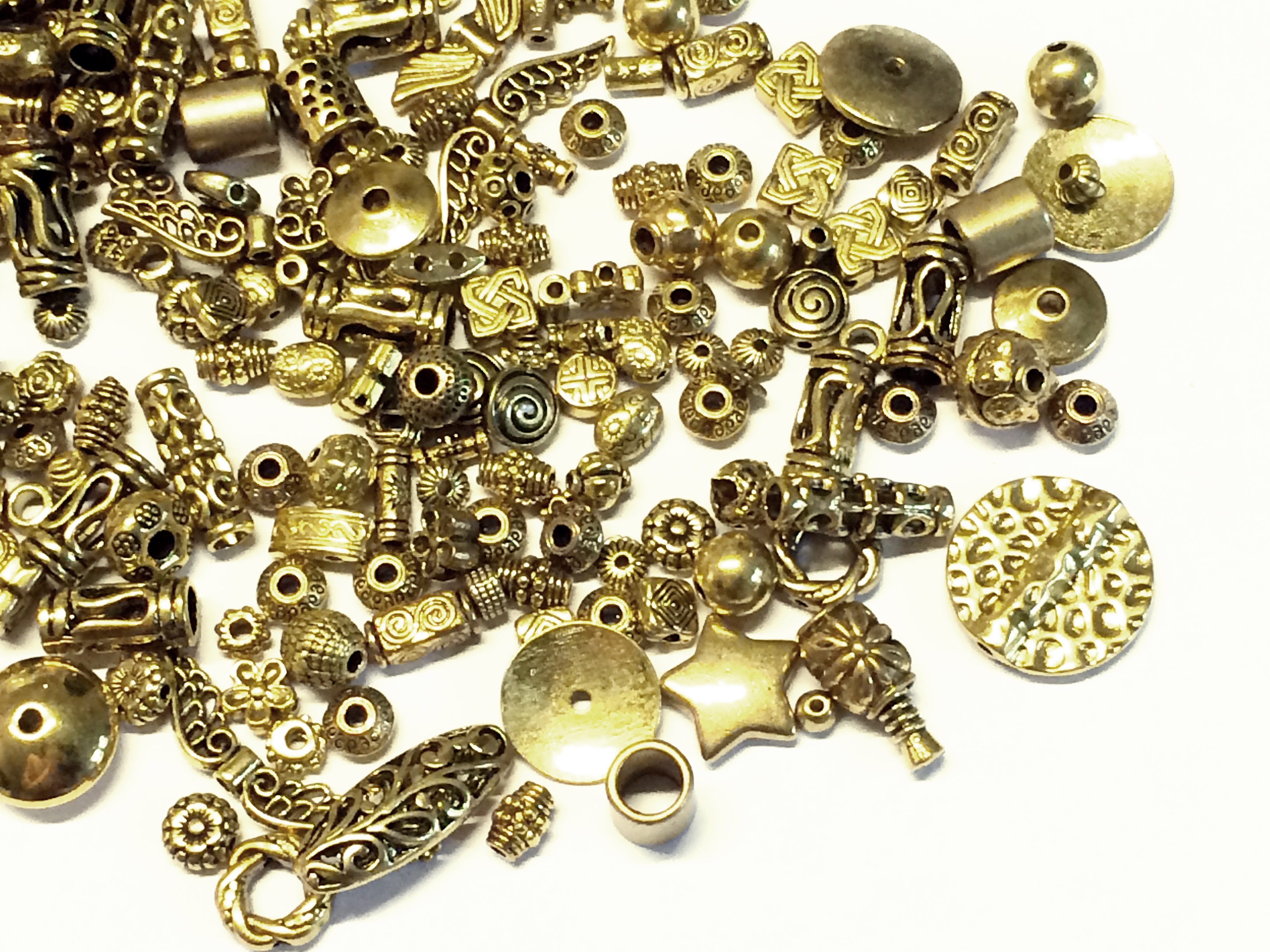 Metallmix pärlor, Antikguld
