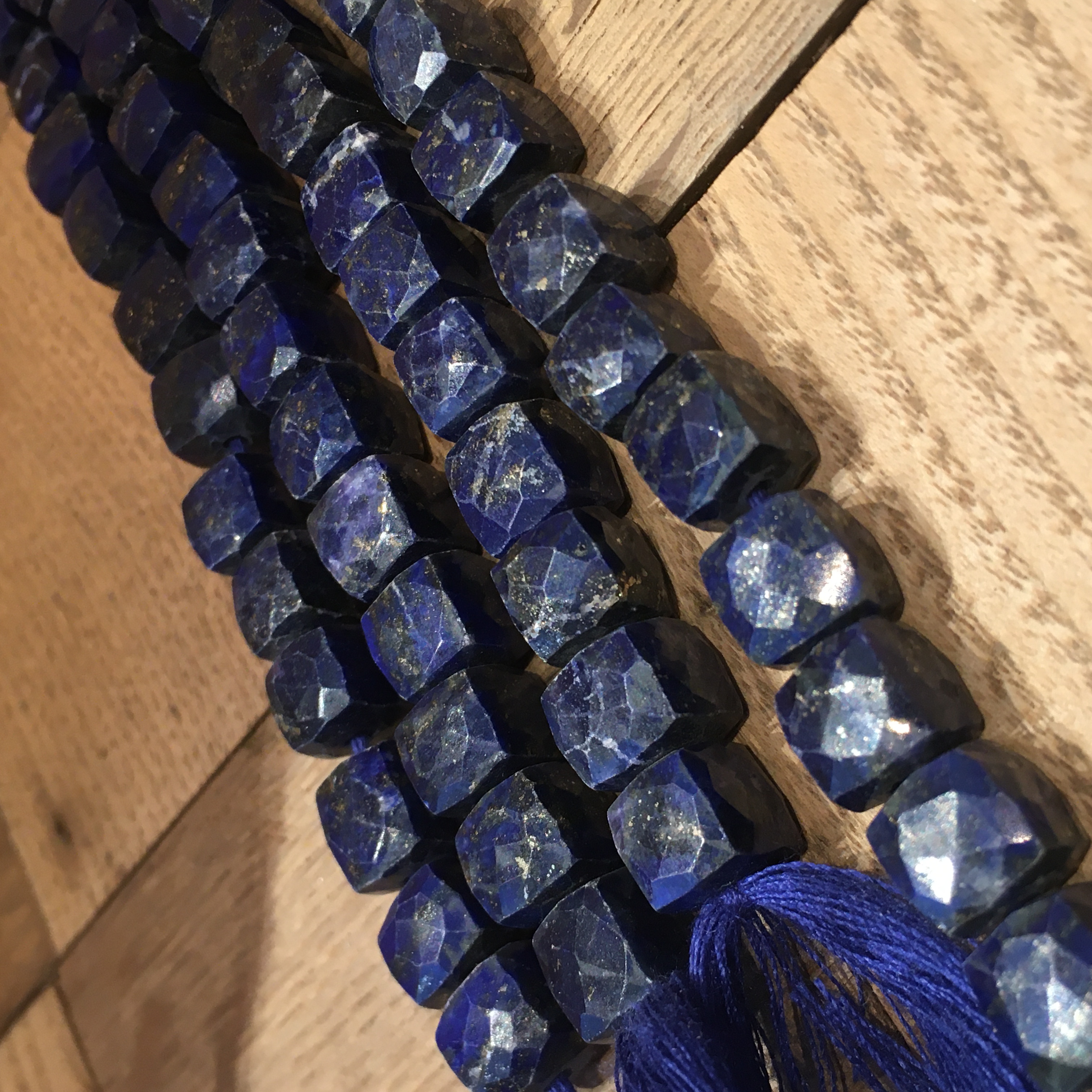 Lapis Lazuli, kub, 8-9mm
