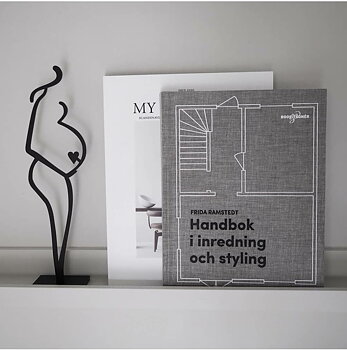 Siluett KROPP GRAVID Design By S.H