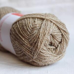 2002 (Mooskit) Shetland supreme jumper weight, 50g