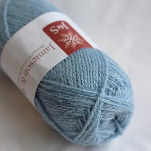 14 (Light blue) 2ply Jumper Weight J&S