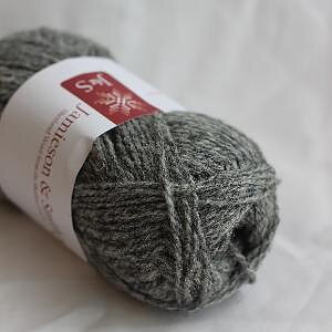 27 (Mid Grey) 2ply Jumper Weight J&S
