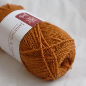 32 (Bright tan) 2ply Jumper Weight J&S