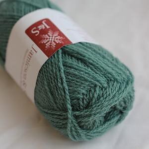 141 (Dark teal) 2ply Jumper Weight J&S