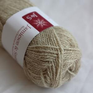202 (Light fawn) 2ply Jumper Weight J&S
