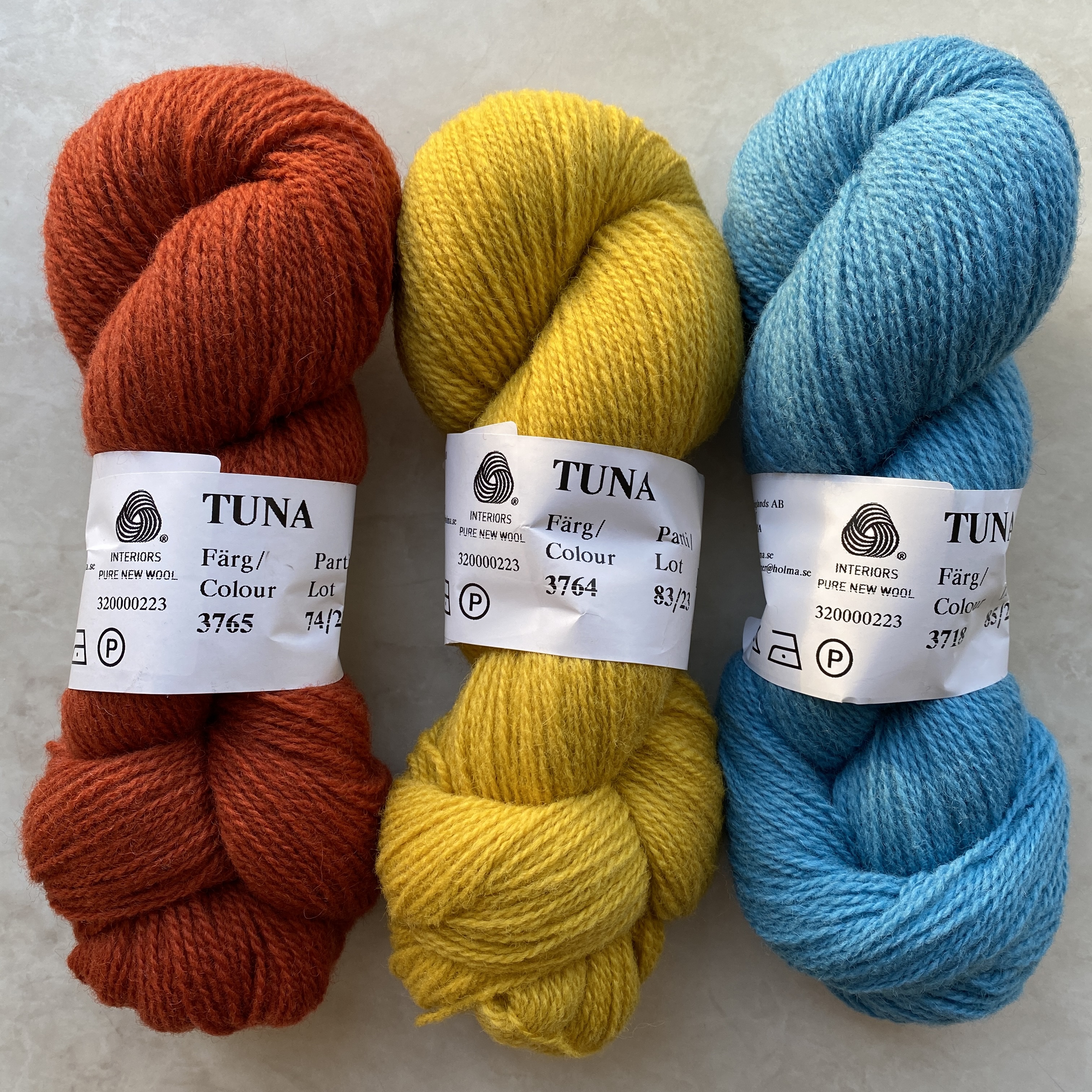 Tuna Gul 3764, Klippan 2-trådigt ullgarn 310m /100g - 5