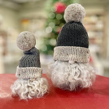Stickad tomte, stor
